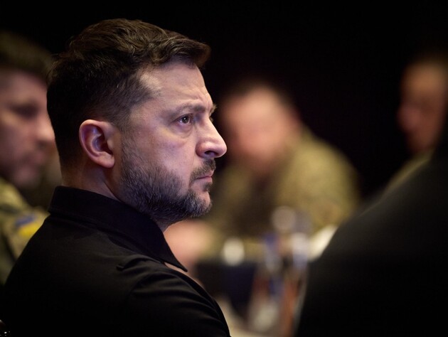 Зеленський: Що нам зробити, здатися? Нехай Росія здається