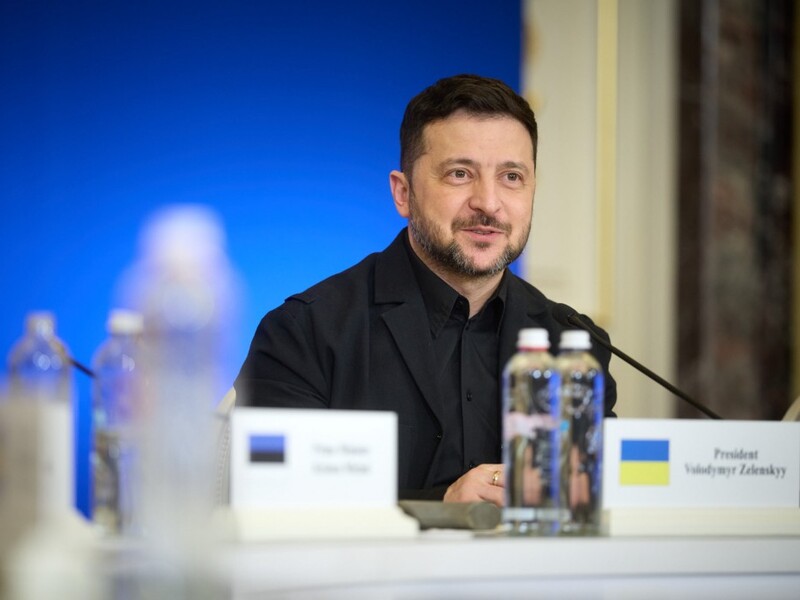 "Цим займаються США". Зеленський відповів, чи може Україна допомогти розблокувати Ормузьку протоку