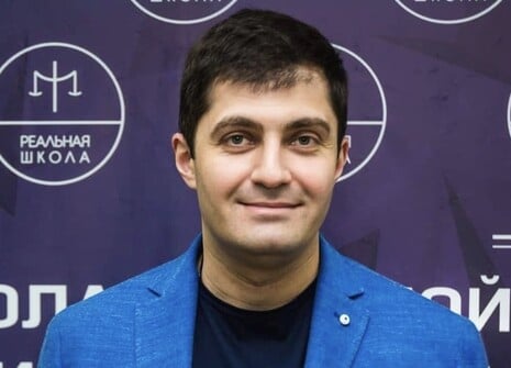 Сакварелідзе: Старенькому час попісяти – і на пенсію. Європа боїться, що дронова війна зробить їхні танки марними