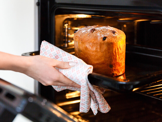 Паска завжди буде падати після випікання через ці помилки