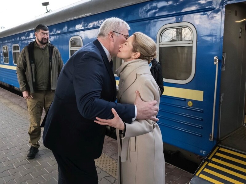 Каллас и европейские дипломаты прибыли в Киев. Видео