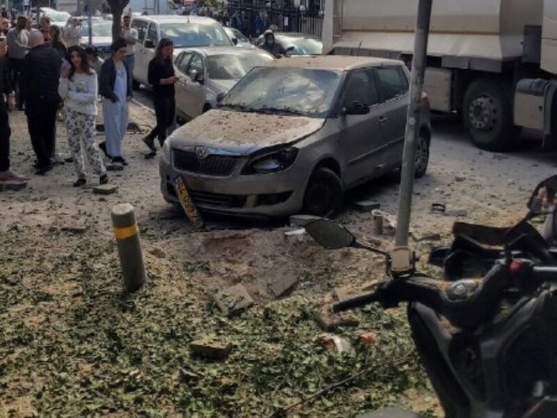 Уламки ракети Ірану впали біля посольства України в Ізраїлі – Сибіга