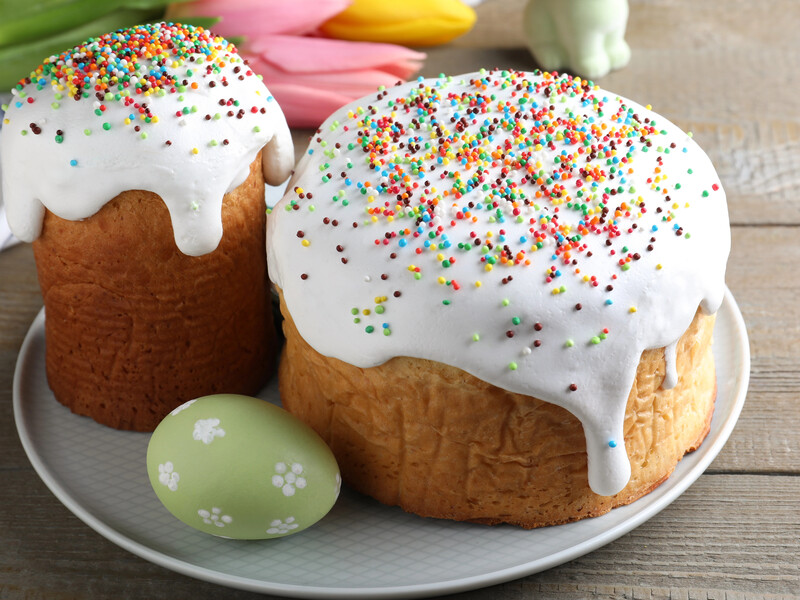 Белки должны быть обязательно из холодильника. Рецепт густой глазури для пасок от тещи Гордона