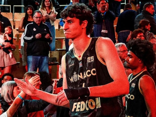 Как сейчас выглядит и чем занимается 20-летний сын мэра Киева. Свежие фото Максима Кличко