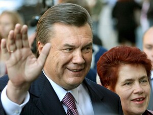 Людмила Янукович во второй раз вышла замуж. Что известно о младшем на 15 лет избраннике