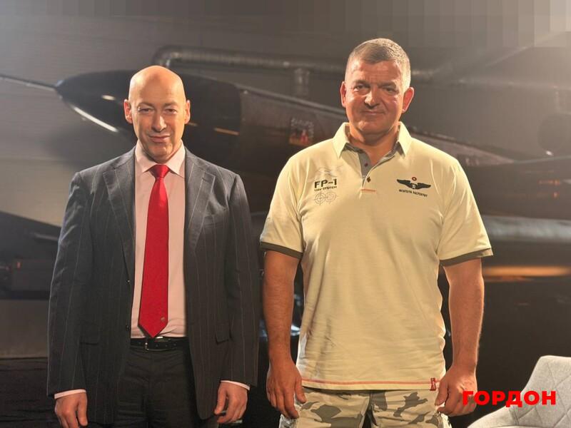 Ізолятор ФСБ, ППО Росії, зв'язки з Міндічем і Цукерманом. Інтерв'ю Гордона з головним конструктором української балістики Штілерманом. Відео