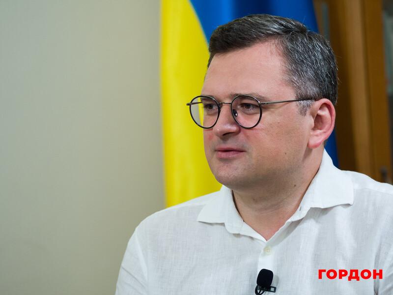 Кулеба розповів, чи була домовленість про поділ України між Путіним і Орбаном