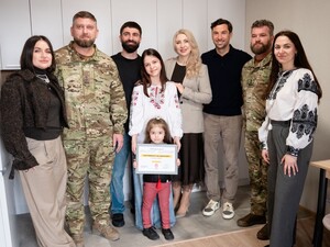 Захисник Маріуполя Афендіков отримав квартиру від Ахметова. Фото