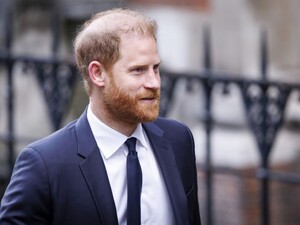 У суді оприлюднили пустотливу переписку принца Гаррі із журналісткою. Як вона його ніжно називала