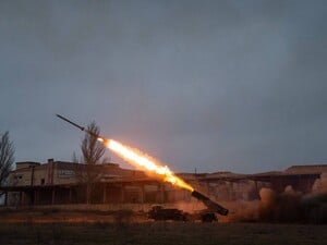 РФ перейшла в наступ і планує захопити всю Донецьку область до кінця року – ЗМІ