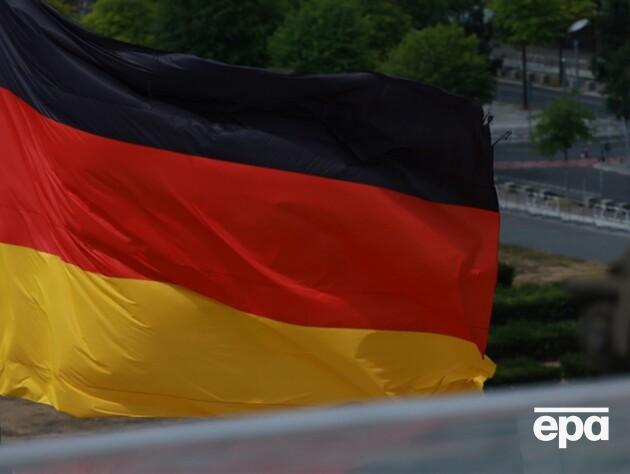 У Німеччині ввели нові правила виїзду для чоловіків. Про що йдеться?