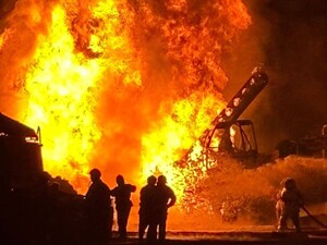 В РФ заявили об атаке дронов на нефтепровод в Ленинградской области, он горит