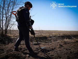 РФ дистанционно минирует дороги в Украине на 15-20 км вглубь – Минобороны