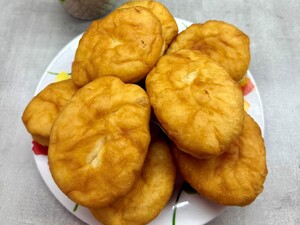 Добавьте это в теплую воду – и получите очень вкусные беляши с сочной начинкой. Рецепт