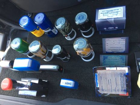 В Харьковской области СБУ изъяла крупную партию поддельных печатей и штампов высших государственных органов