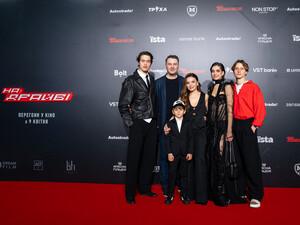 Dantes, Свитолина и Белодед. Самые интересные фото из закулисья допремьерного показа 