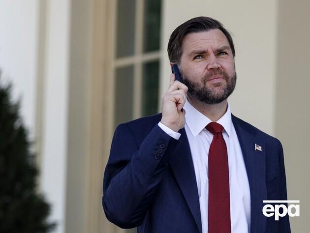 Вэнс отправился в Венгрию для встречи с Орбаном в преддверии выборов. Планирует говорить и об Украине