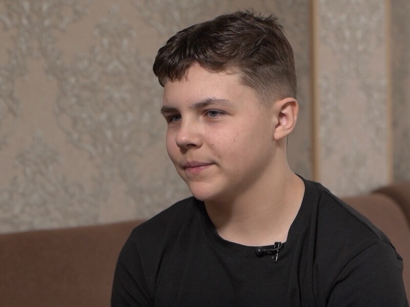 "Живемо, як до травми!" Реабілітація від Фонду Ріната Ахметова допомогла важкопораненому Артуру повернутися до активності