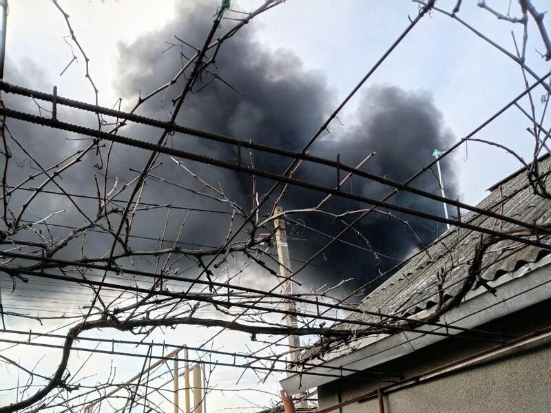 В Крыму дроны атаковали феодосийский нефтеналивной терминал – паблики