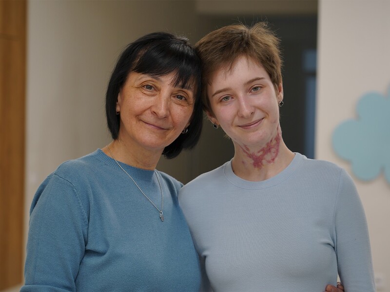 "Або я виберуся і нас урятують, або ми всі поляжемо". Історія Насті з Тернополя увійшла до Музею "Голоси Мирних"