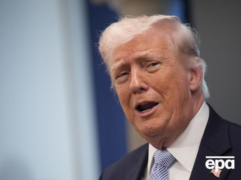 "С этим не справишься". Трамп сказал, что передумал присоединять Канаду