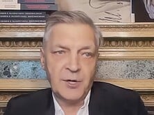 Нельзя исключать, что под митрой Гундяева завелись пришельцы и ставят преступные опыты