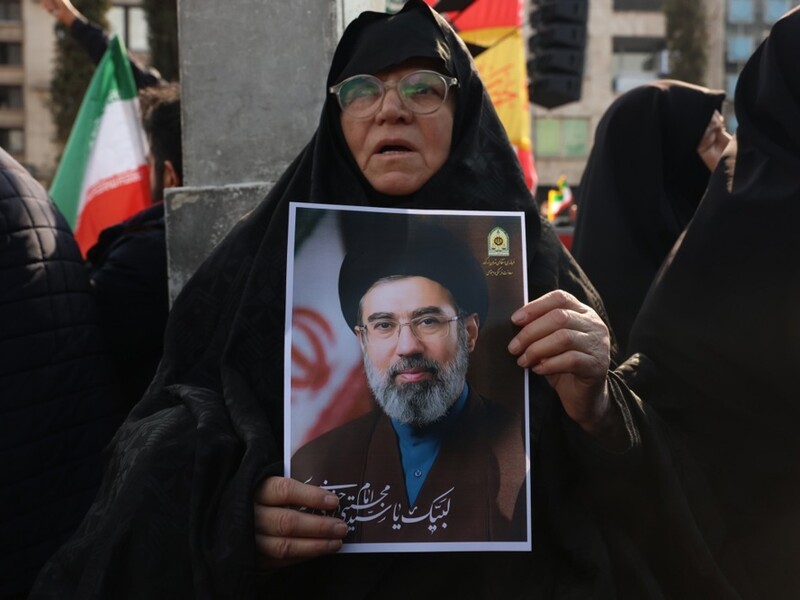 "Мы все еще ждем ответа". Опубликовано новое обращение Хаменеи к Ближнему Востоку