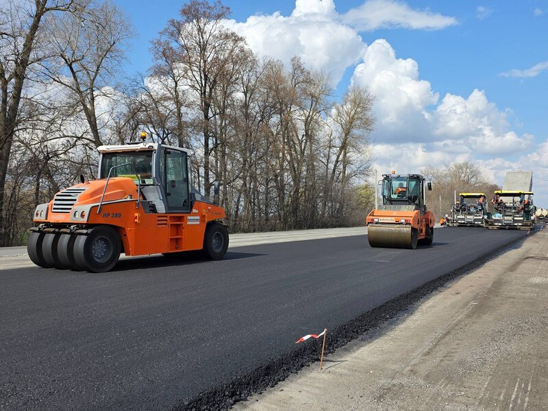 В Україні відремонтували понад 3,5 млн м² доріг від початку року. Де найбільше?