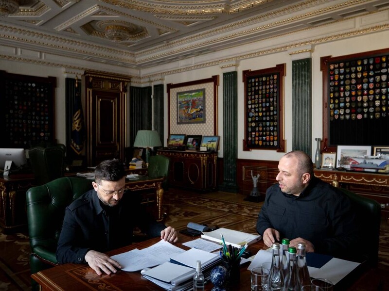 Зеленський заслухав доповідь Умєрова щодо співпраці з партнерами на Близькому Сході. Що сказав 