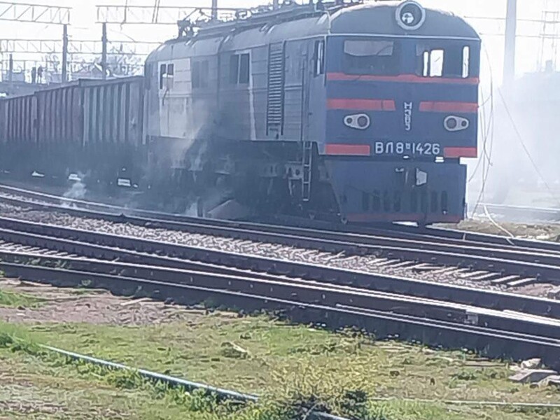 "Відновлення атак не забарилося". Через удар РФ по залізниці евакуювали 500 пасажирів