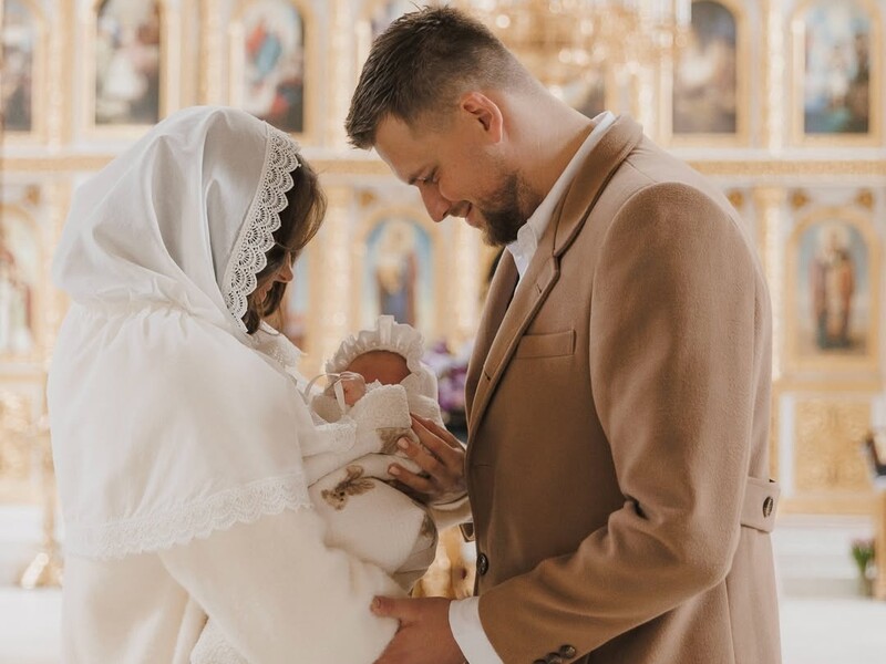 Бех-Романчук похрестила доньку. Пять фото із церемонії таїнства