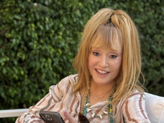 Пугачева накануне 77-летия выложила в сеть свое свежее фото. Как она сейчас выглядит