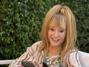 Пугачова напередодні 77-річчя виклала в мережу своє свіже фото. Який вигляд вона зараз має