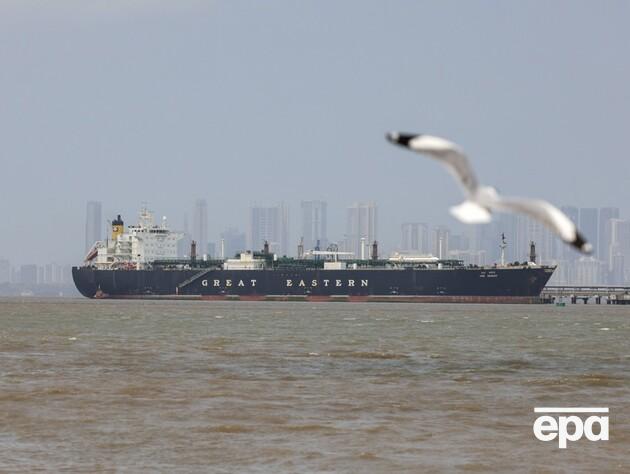 Підсанкційний танкер намагається прорвати блокаду Ормузької протоки