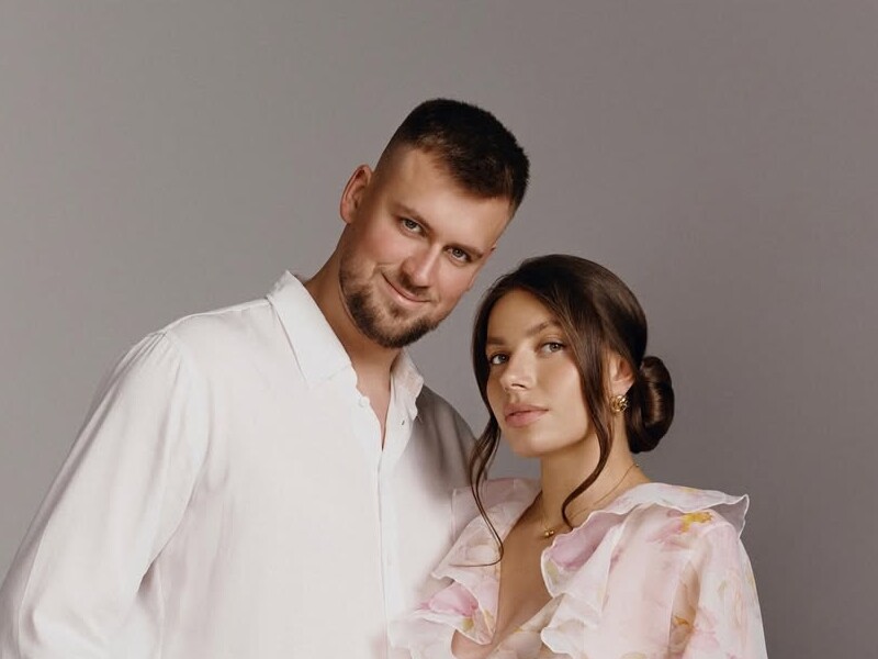 Бех-Романчук показала торт, яким привітала доньку з двома місяцями життя