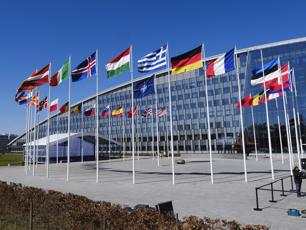 Європа прискорює реалізацію запасного плану на випадок виходу США з НАТО – WSJ