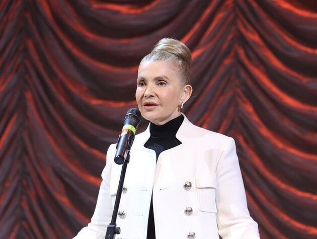 Антикорупційний суд дозволив Тимошенко виїхати за кордон