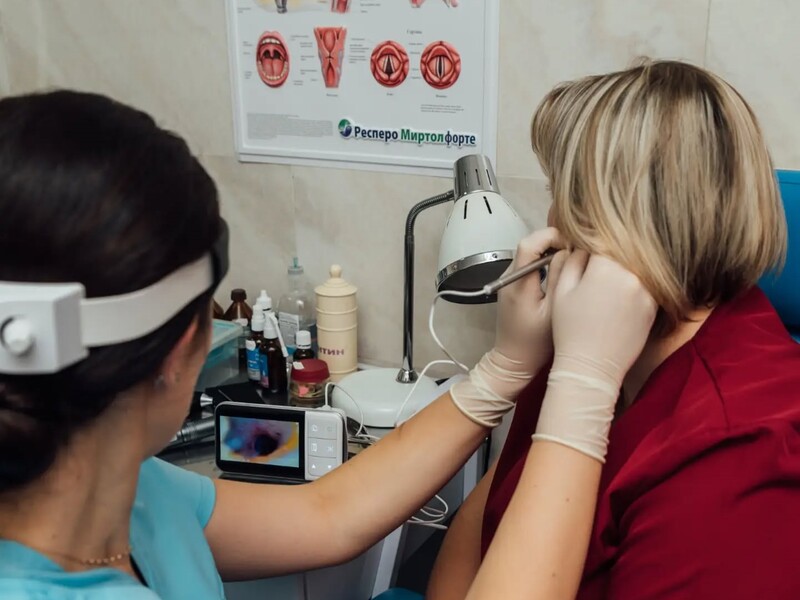 В Ивано-Франковске врачи обнаружили паука глубоко в ухе пациентки. Такое случается чаще, чем кажется