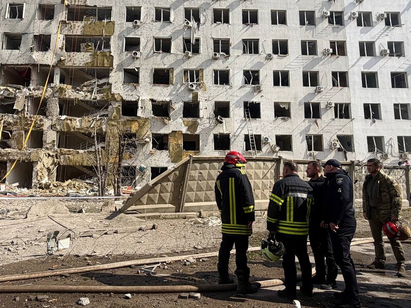 Армія РФ уранці вдарила по ринку й порту в Одеській області. Є влучання й постраждалі