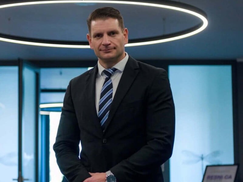 "Я планую незабаром відвідати Москву". Парламент Словенії раптово очолив "друг Росії". Як це сталося?