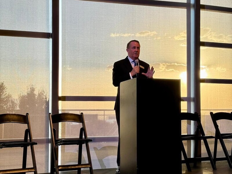 Путін на межі, зараз час закрутити йому гайки – ексміністр оборони Великобританії