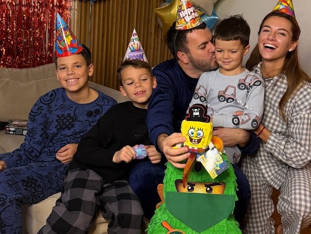 Подружжя Решетнік відсвяткували день народження сина. Що вони подарували 13-річному хлопцю?