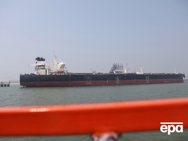 Перший танкер із нафтою пройшов Ормузьку протоку під час блокади США