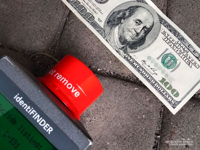 Польські прикордонники виявили в українки купюру з дозою радіації, яка майже у 2 тис. разів перевищувала норму