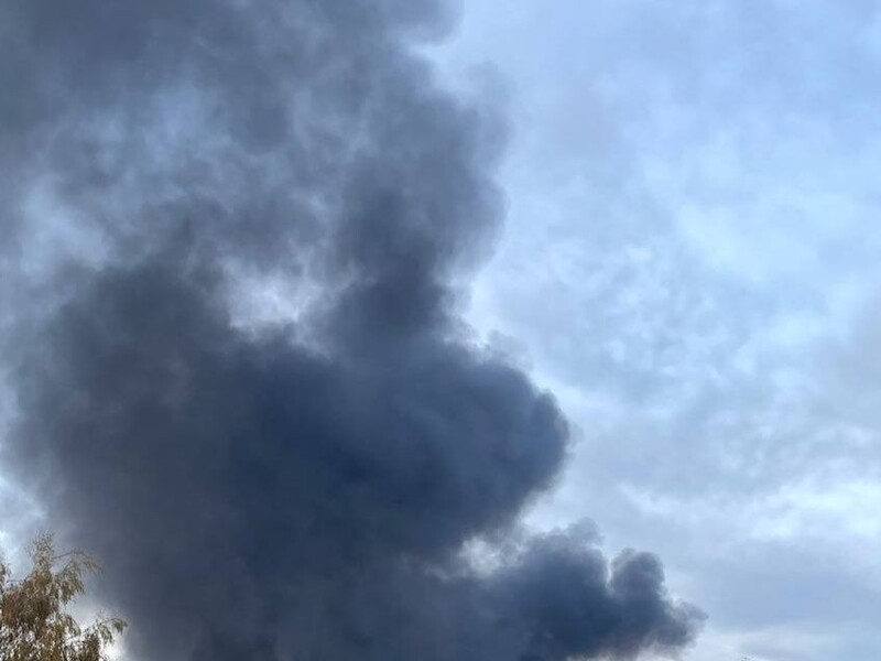 В Самарской области России после атаки загорелся НПЗ. Видео