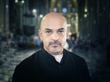 Все чаще будут сталкиваться оружие, вербовка, одиночество, психика, бюрократия, формальные справки