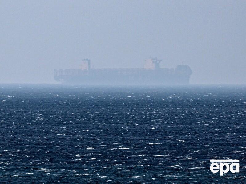 Іран почав обстрілювати судна, які проходять Ормузькою протокою – Reuters