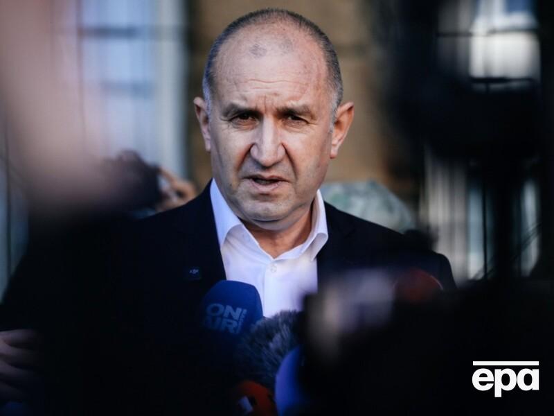 На парламентских выборах в Болгарии лидирует пророссийский кандидат