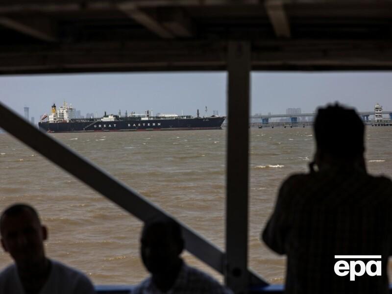 Судноплавний крипта-скам. Як шахраї продають "безпечний прохід" через Ормузьку протоку