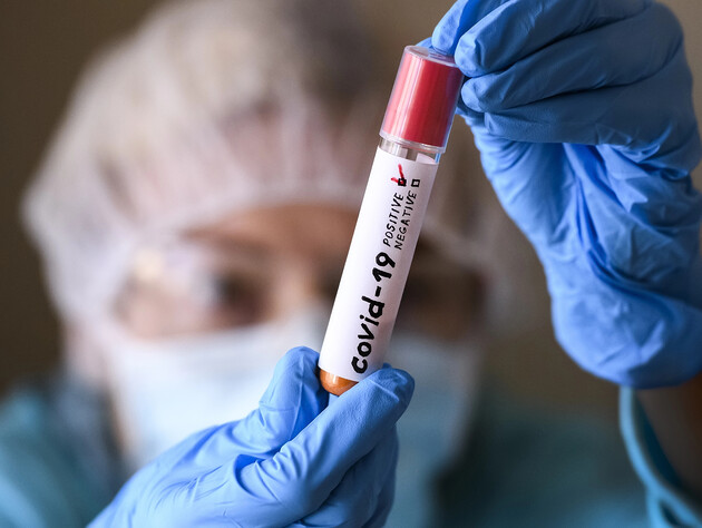 В Україні зареєстрували перший випадок нового варіанта коронавірусу "Цикада". Які симптоми?